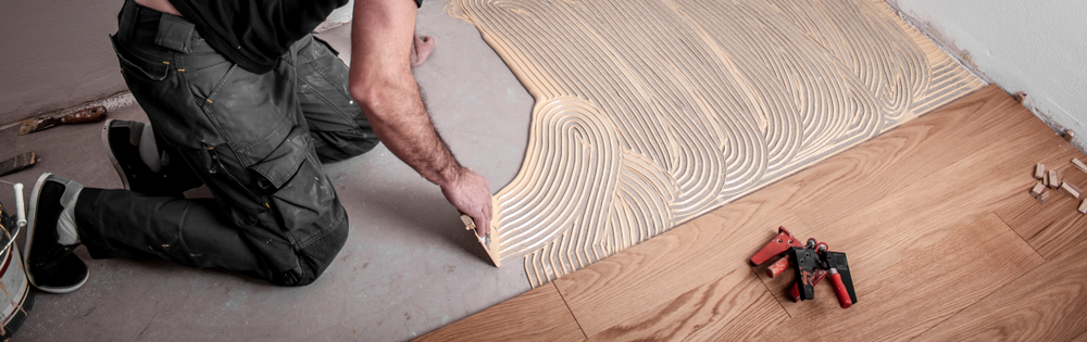 Comment ragréer son sol avant la pose d'un parquet