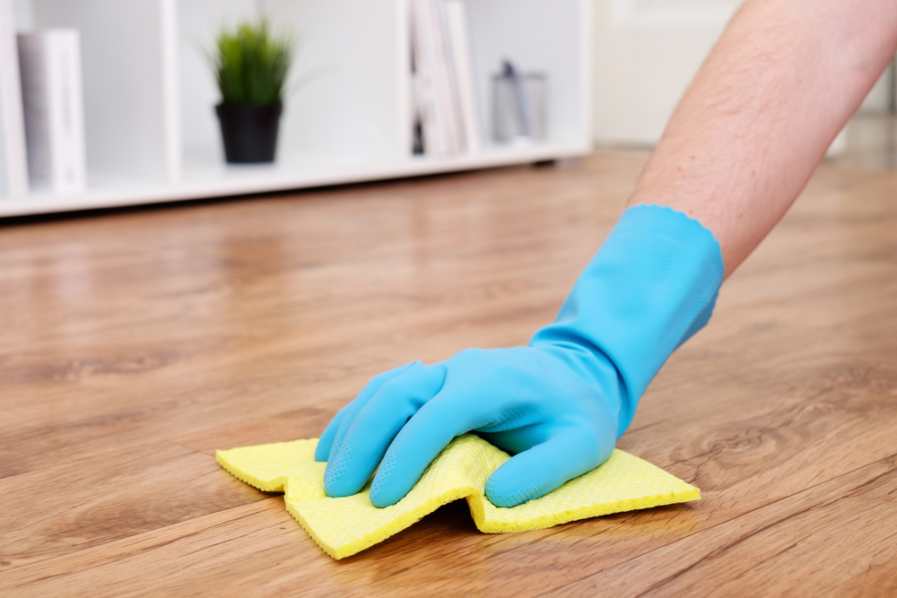 Comment nettoyer un parquet ciré